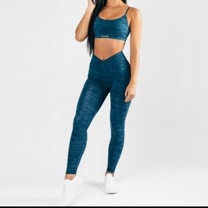 Alphalete surface power legging delta blue camo